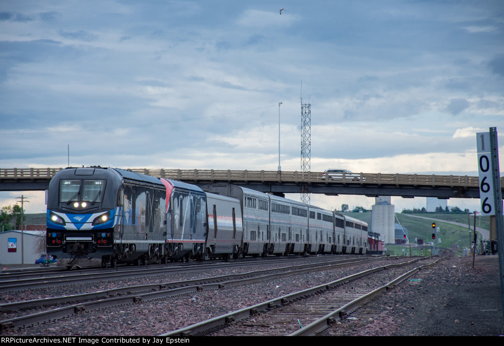 The westbound Builder departs Shelby